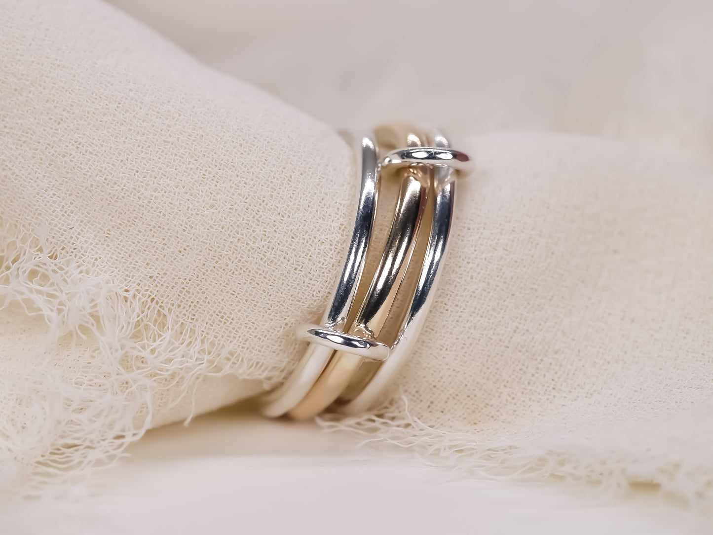 LINKED Ring