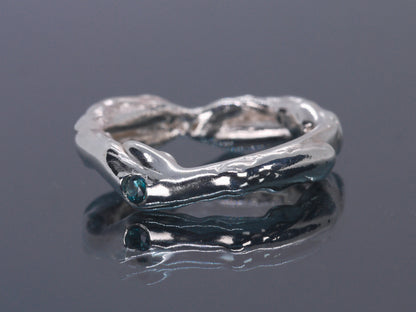 MOLTEN Ring with Sapphire - Sterling Silver