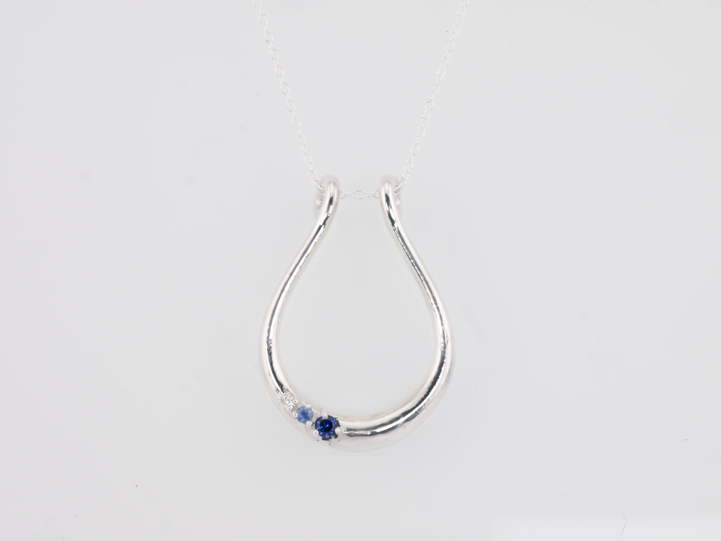 MEDEA III Ring Holder Necklace - Sapphires and Natural Diamond