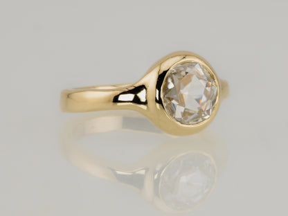 DEMETER Bezel Solitaire Ring - Moissanite