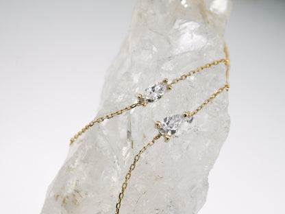 AURA Diamond Bracelet - Pear Cut