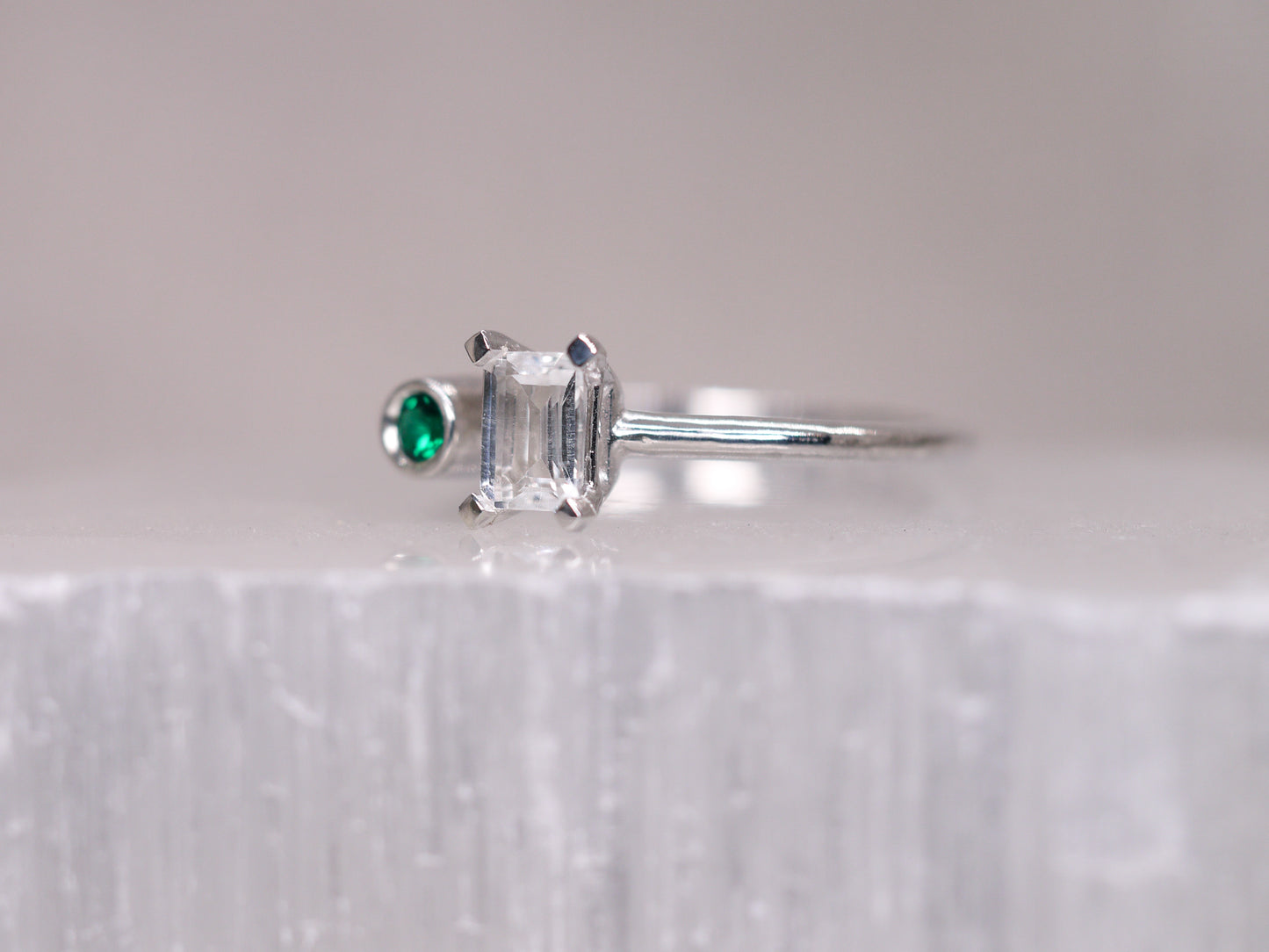 ECHO Ring - White Topaz and Emerald