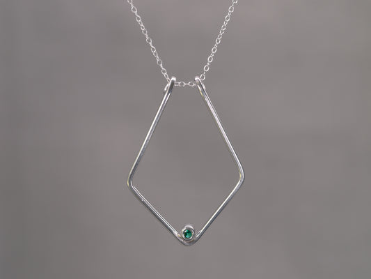 LYLA Ring Holder Necklace - Emerald
