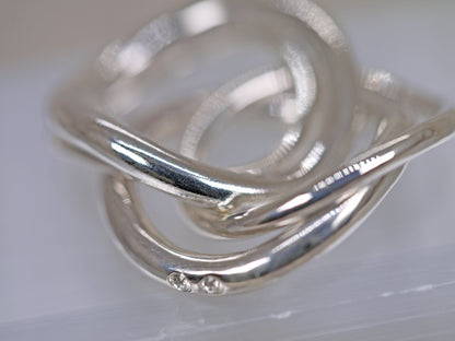 KYMA Solo Wave Ring - Regular 2mm