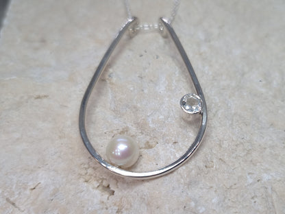 RHEA Ring Holder Necklace - Freshwater Pearl & White Topaz